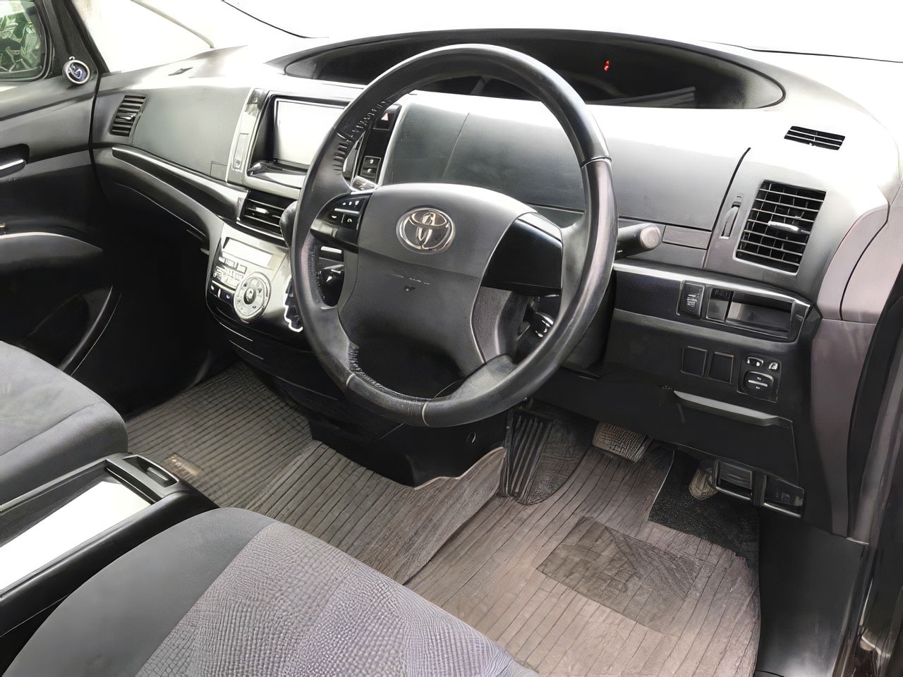 Used Toyota Estima for sale - 77631016: Photo 9