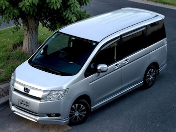Used Honda Stepwagon 2012 for sale - 78475150: Photo
