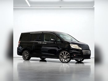 Used Honda Stepwagon 2012 for sale - 75673879: Photo