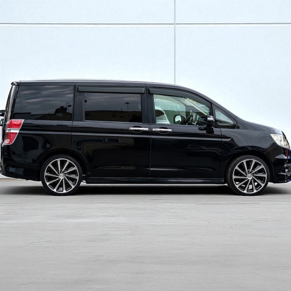 Used Honda Stepwagon for sale - 75673879: Photo 5