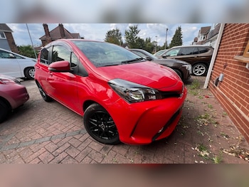 Used Toyota Vitz 2014 for sale - 75690057: Photo