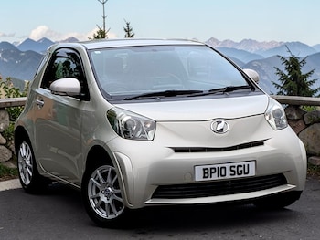 Used Toyota IQ 2010 for sale - 78433629: Photo