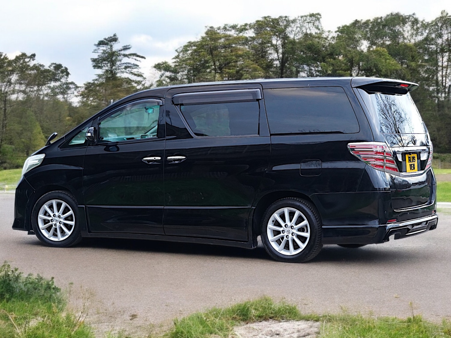 Used Toyota Alphard 2025 for sale - 76943047: Photo 10