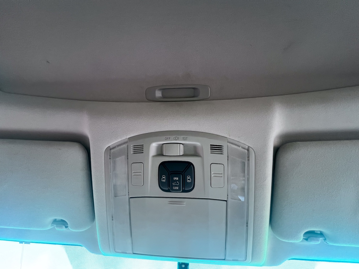 Used Toyota Alphard 2025 for sale - 76943047: Photo 31