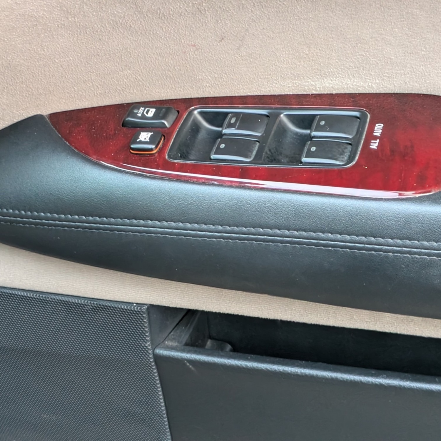 Used Toyota Mark X 2007 for sale - 77754374: Photo 26