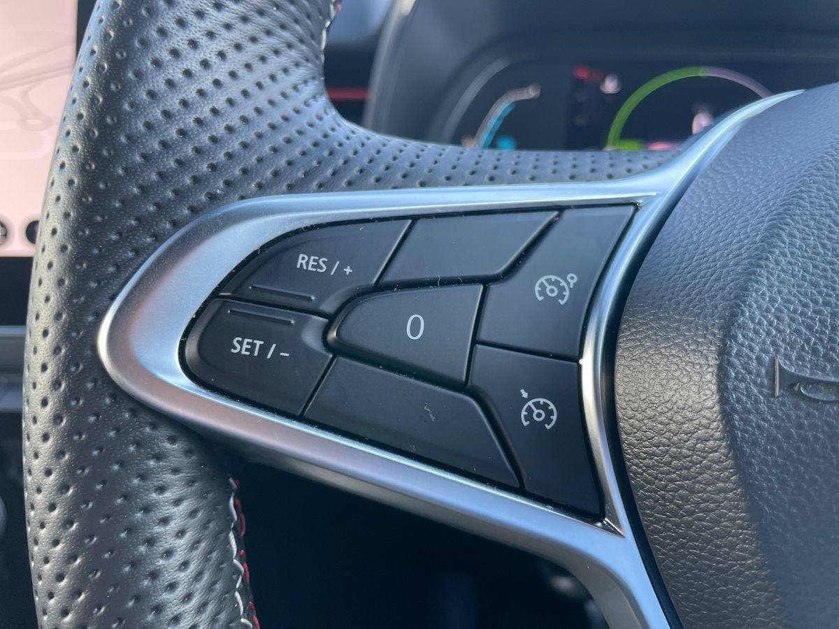 Used Renault Clio 2022 for sale - 75718551: Photo 18