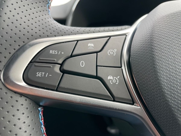 Used Renault Clio 2025 for sale - 74527239: Photo 18