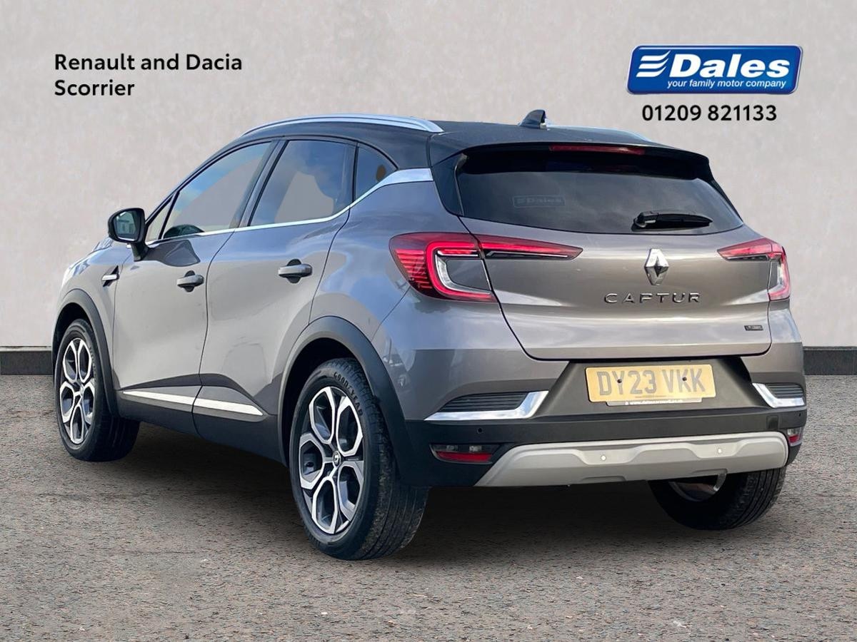 Used Renault Captur 2023 for sale - 77375872: Photo 2