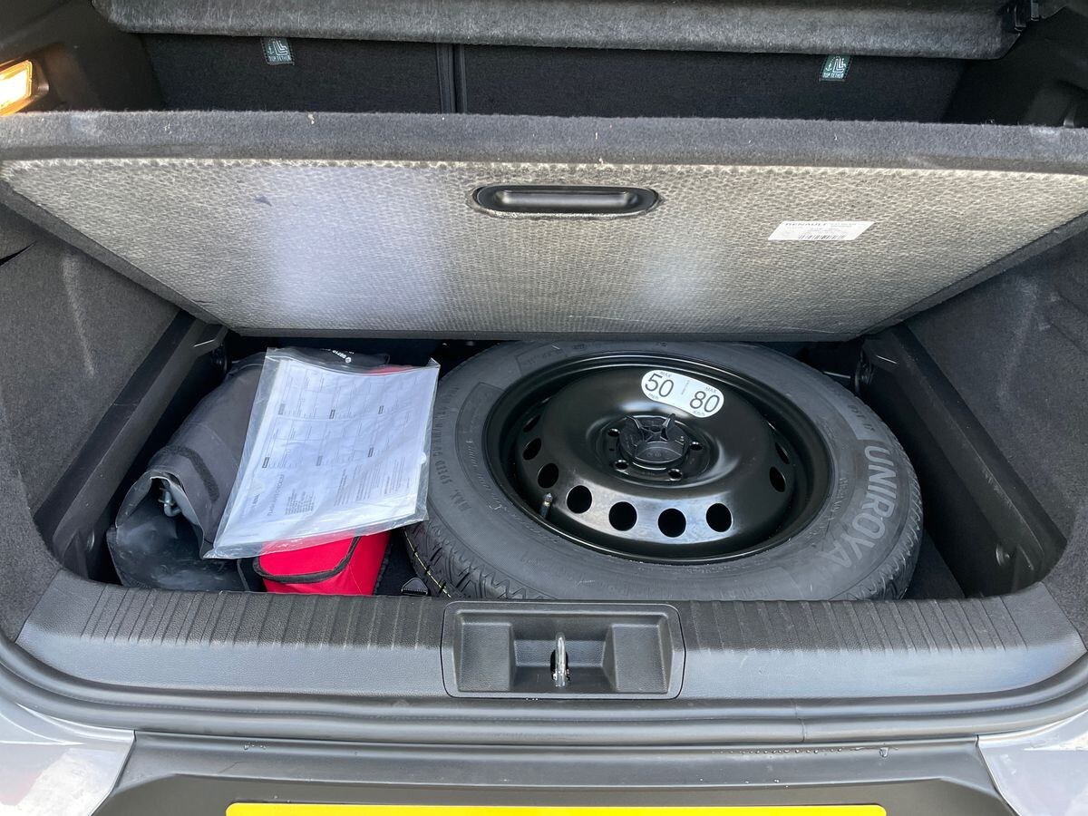 Used Renault Captur 2023 for sale - 77375872: Photo 38