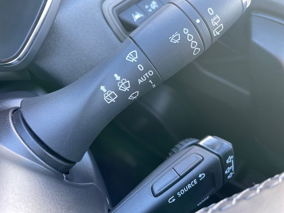 Used Renault Captur 2021 for sale - 77028353: Photo 25