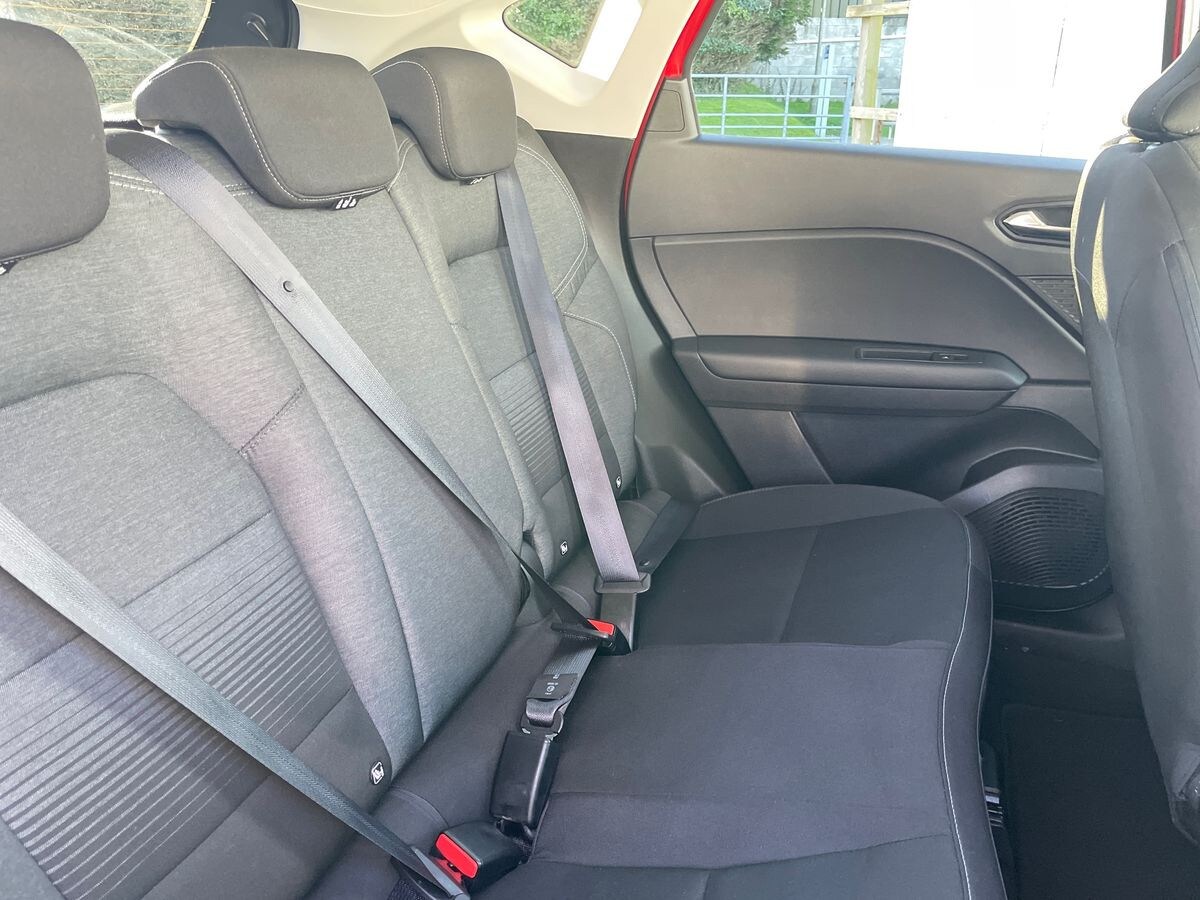 Used Renault Captur 2021 for sale - 77028353: Photo 38