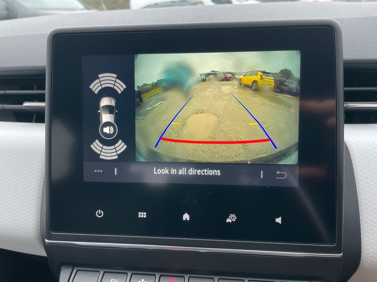 Used Renault Clio 2023 for sale - 76000459: Photo 16