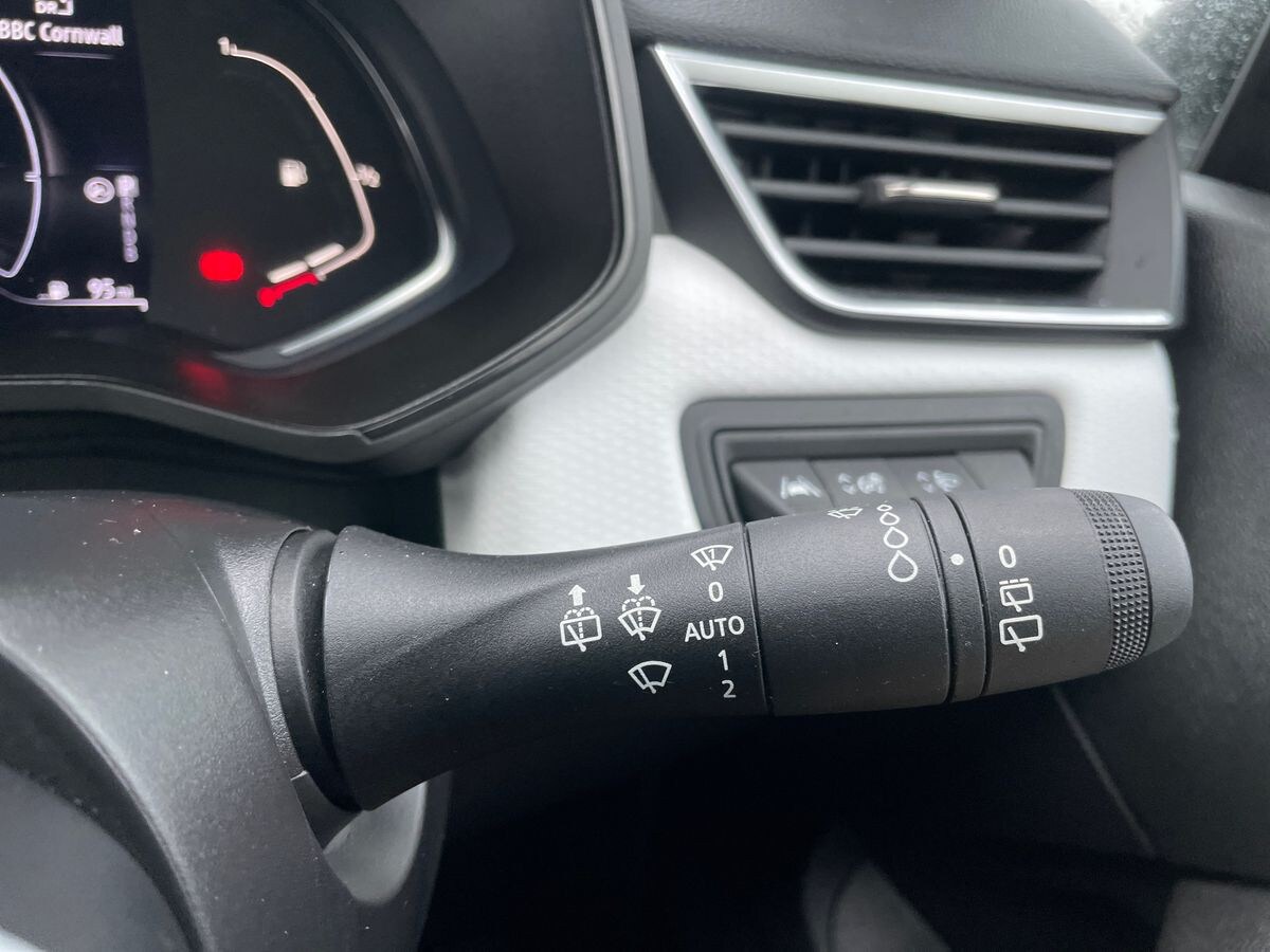 Used Renault Clio 2023 for sale - 76000459: Photo 23