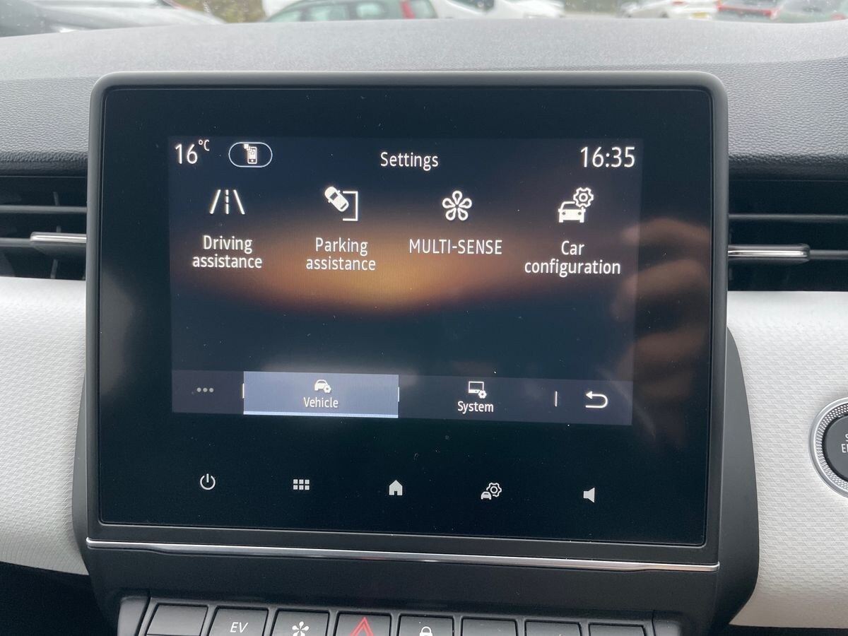 Used Renault Clio 2023 for sale - 76000459: Photo 28