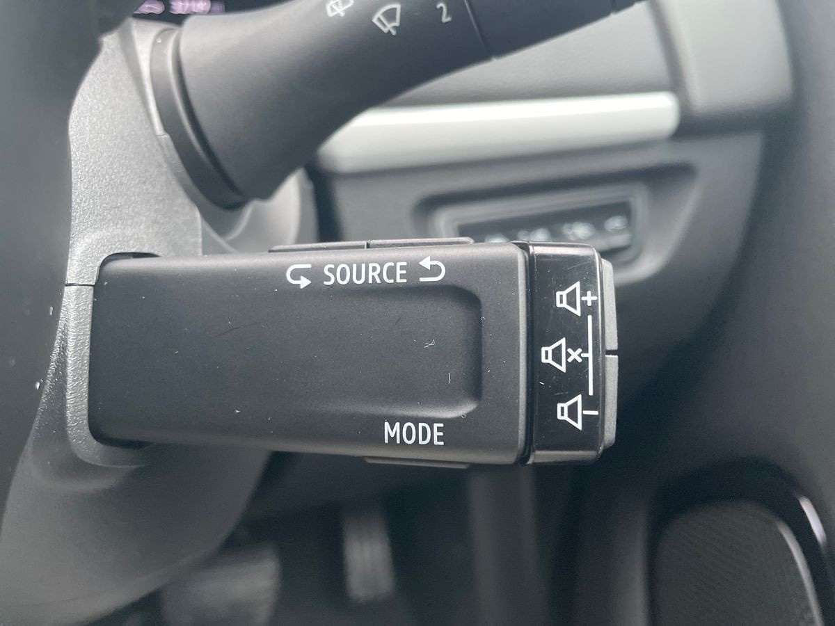 Used Renault Zoe 2020 for sale - 76726149: Photo 28