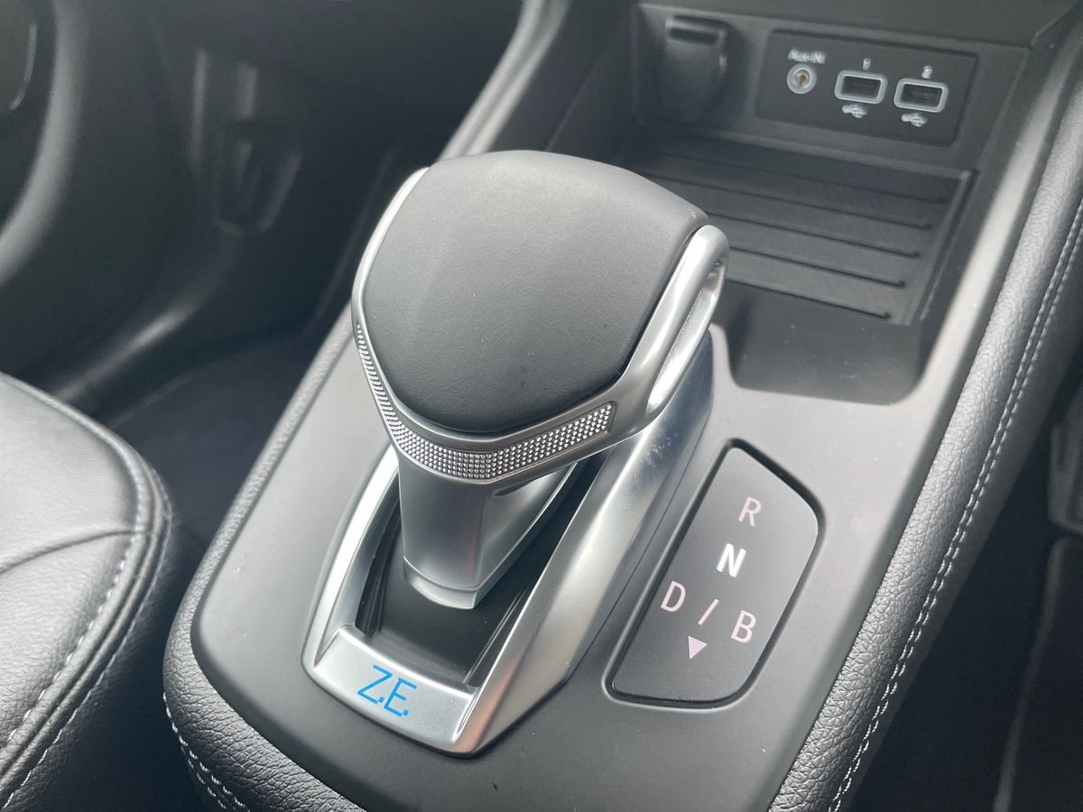 Used Renault Zoe 2020 for sale - 76726149: Photo 32