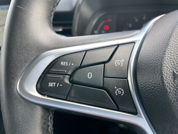 Used Renault Clio 2023 for sale - 75518147: Photo 18