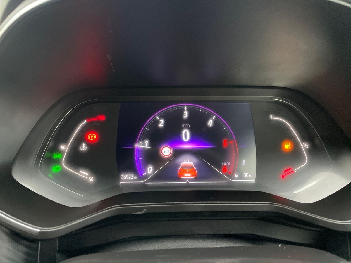 Used Renault Clio 2020 for sale - 76643800: Photo 18