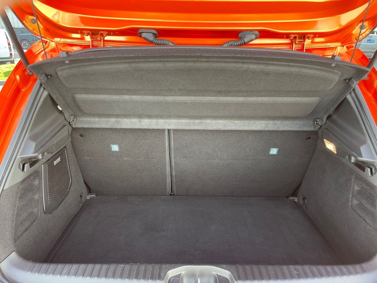 Used Renault Clio 2020 for sale - 76643800: Photo 21