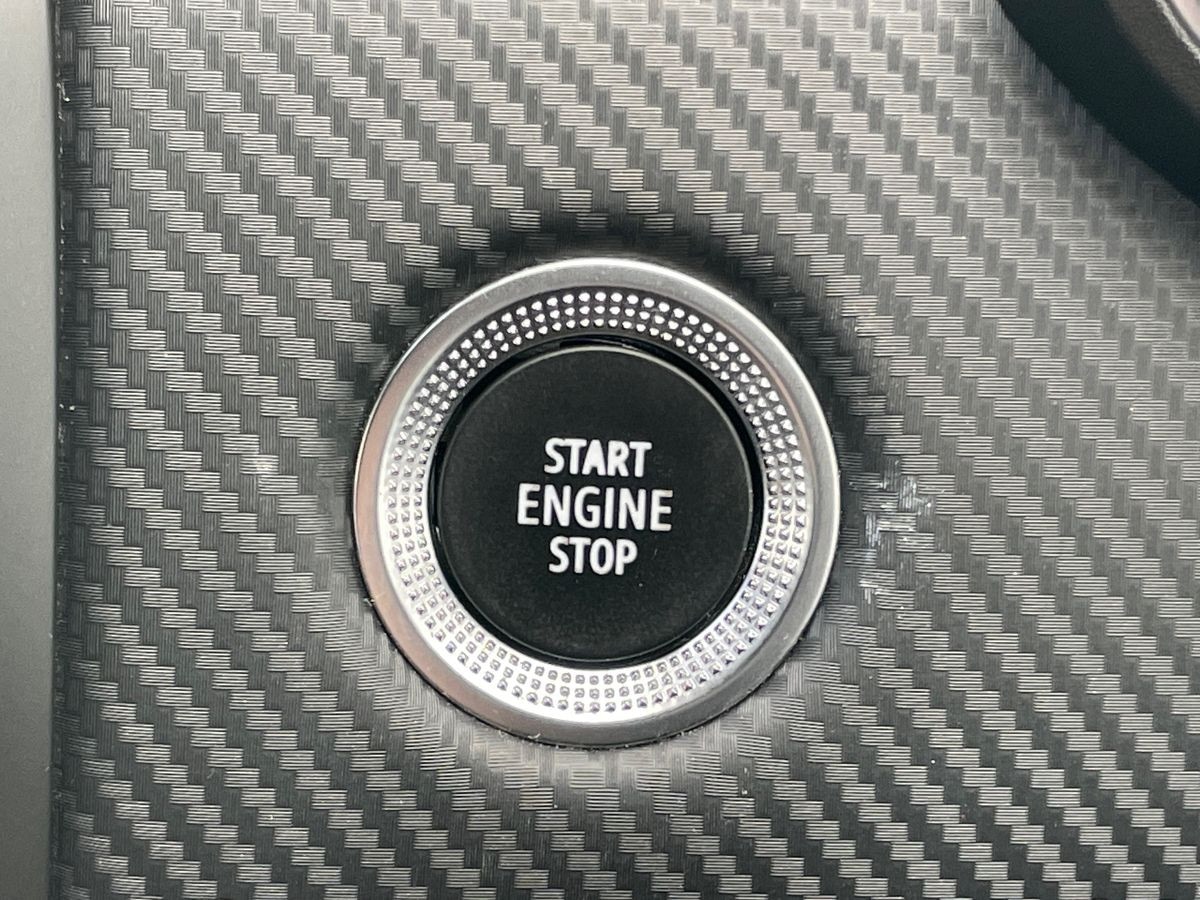 Used Renault Clio 2020 for sale - 76643800: Photo 41