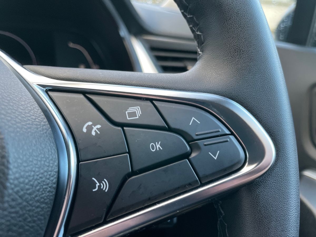 Used Renault Captur 2023 for sale - 76571416: Photo 30