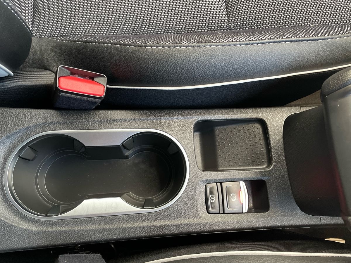 Used Renault Captur 2023 for sale - 76571416: Photo 38