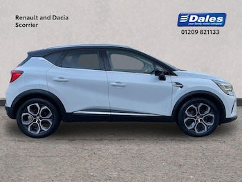 Used Renault Captur 2023 for sale - 76571416: Photo