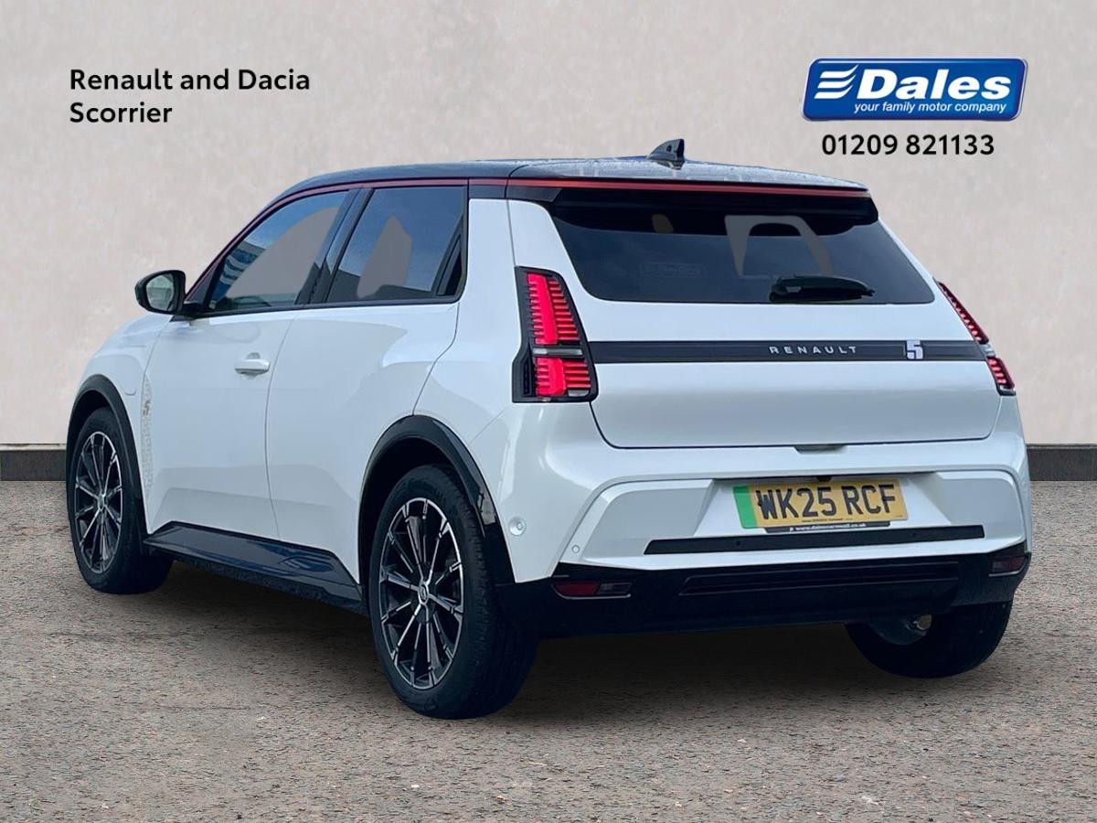 Used Renault 5 2025 for sale - 76483283: Photo 2