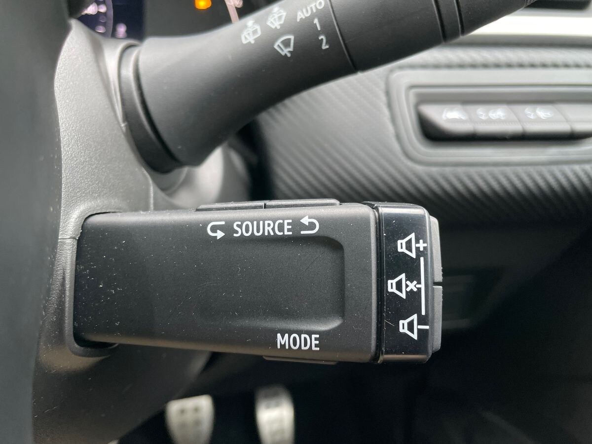 Used Renault Captur 2022 for sale - 76548110: Photo 30