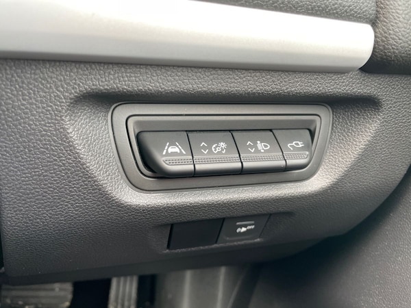 Used Renault Zoe 2021 for sale - 75561929: Photo 30