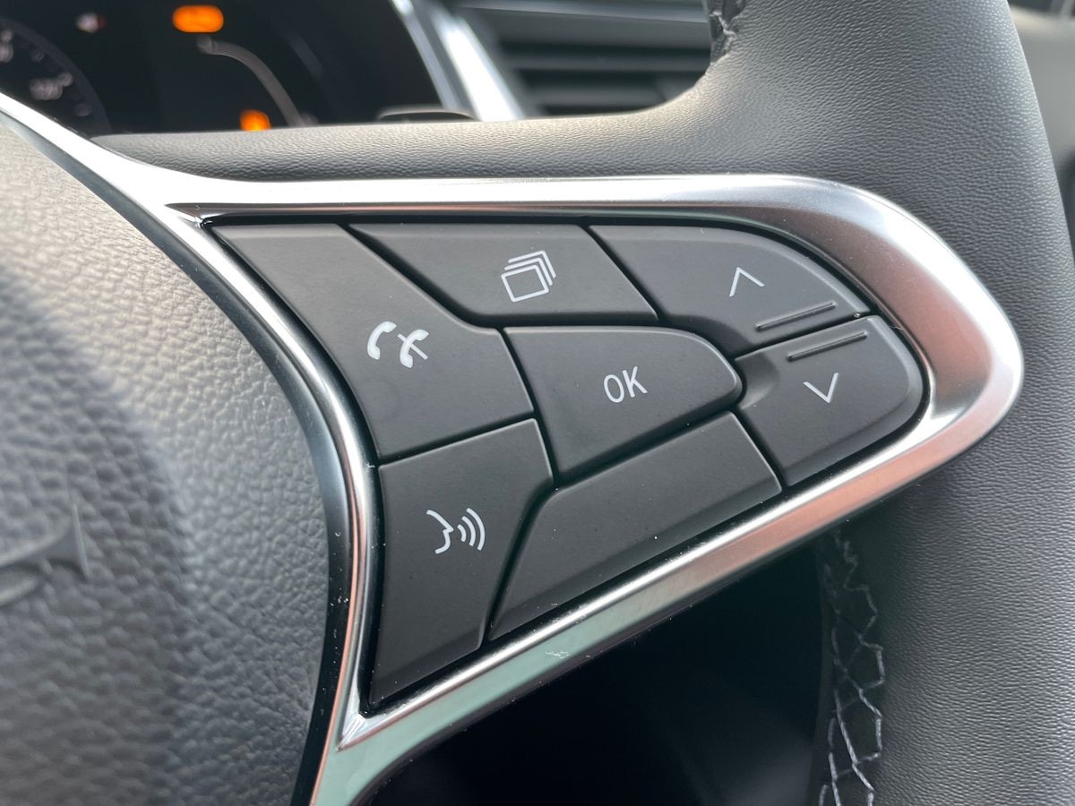 Used Renault Captur 2022 for sale - 76837511: Photo 24