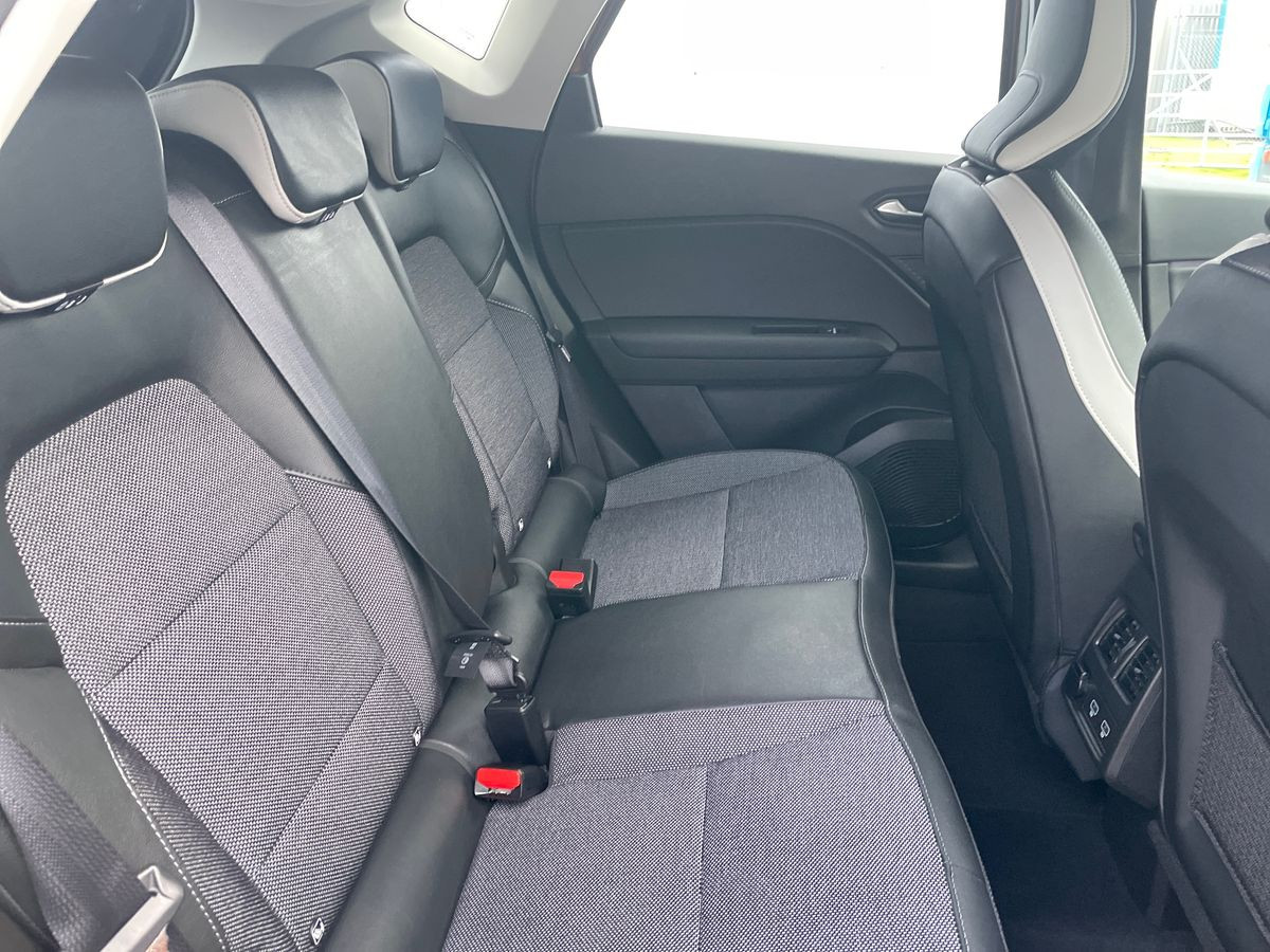 Used Renault Captur 2022 for sale - 76837511: Photo 30