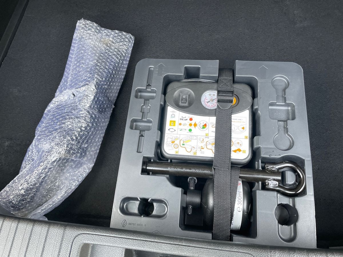 Used Renault Captur 2022 for sale - 76837511: Photo 35