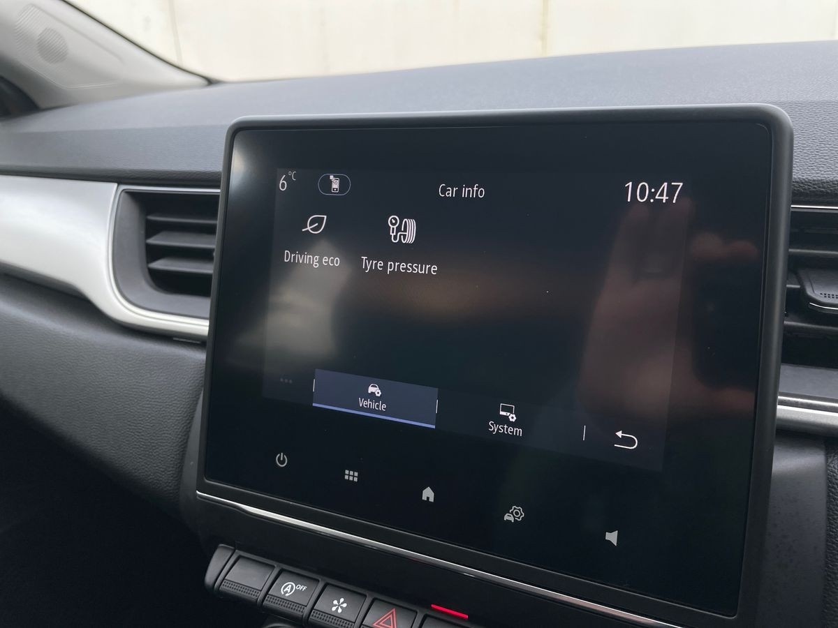 Used Renault Captur 2022 for sale - 76837511: Photo 41