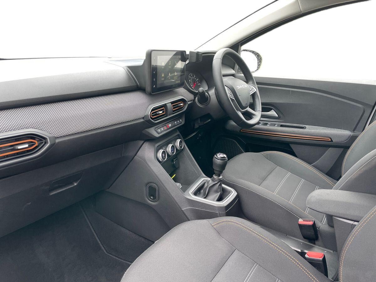 Used Dacia Sandero Stepway 2024 for sale - 77423773: Photo 11