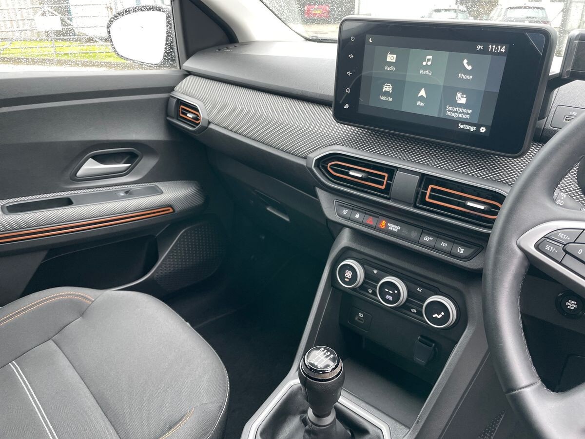 Used Dacia Sandero Stepway 2024 for sale - 77423773: Photo 12