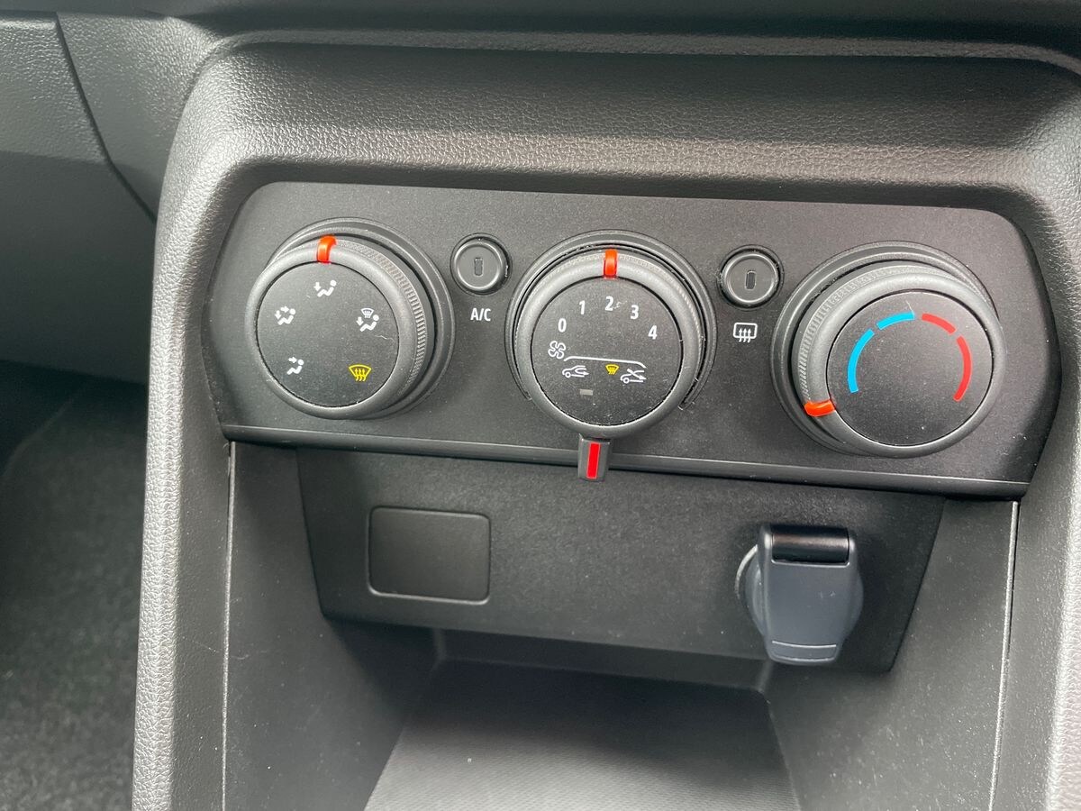 Used Dacia Sandero 2023 for sale - 75772722: Photo 12