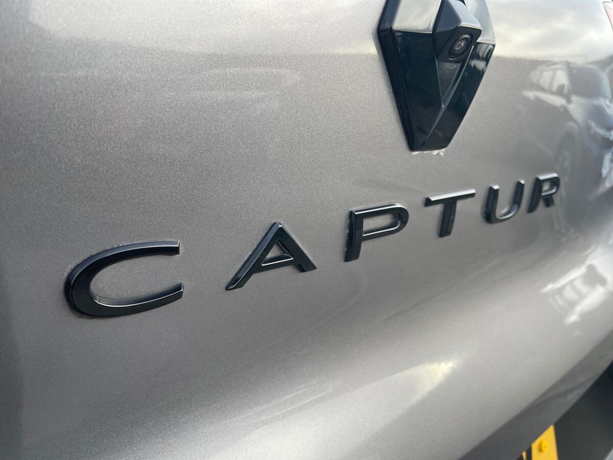 Used Renault Captur 2023 for sale - 77342953: Photo 34