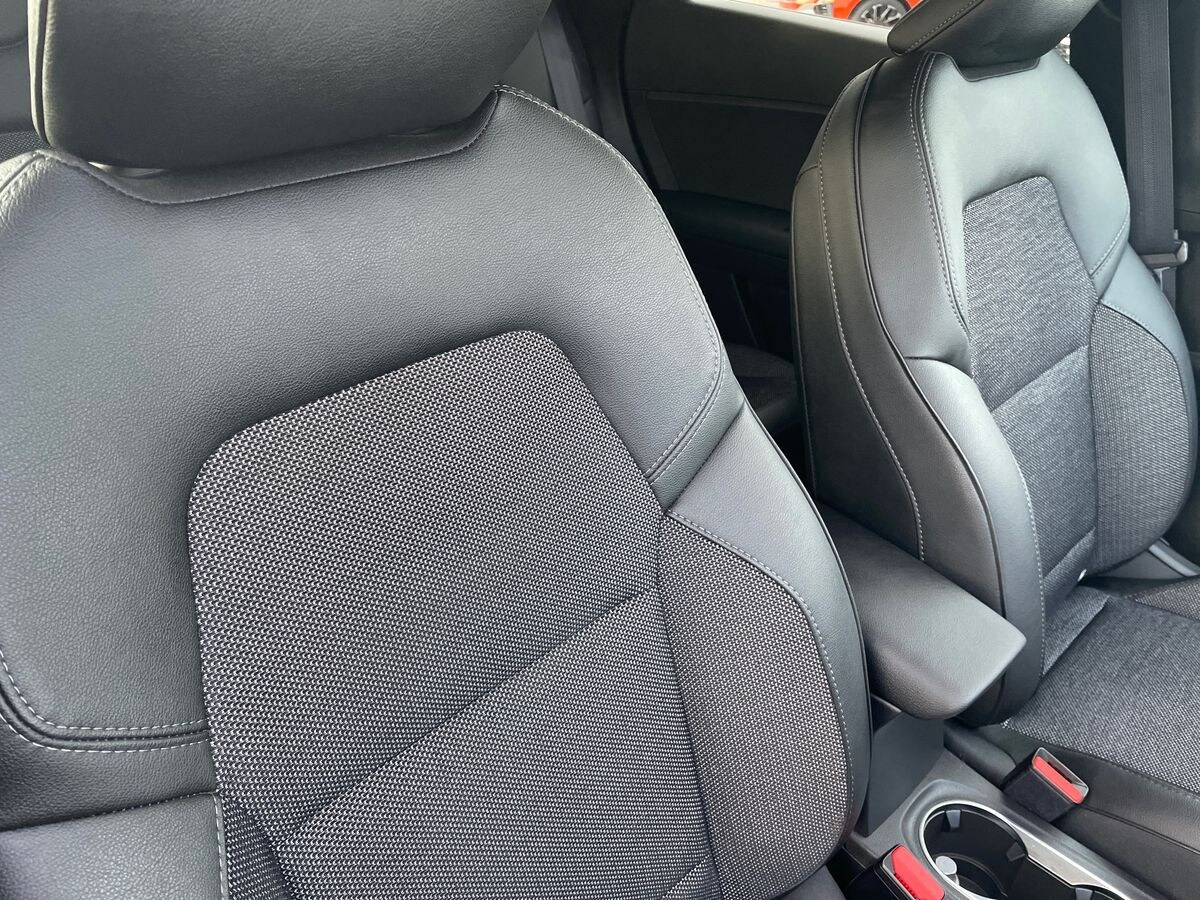 Used Renault Captur 2023 for sale - 77342953: Photo 39