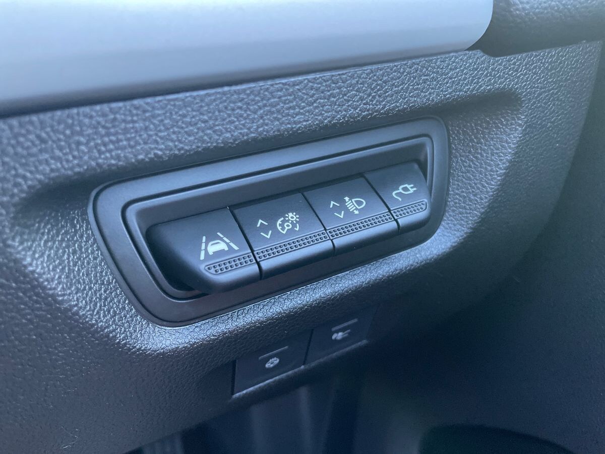 Used Renault Zoe 2022 for sale - 77342951: Photo 38