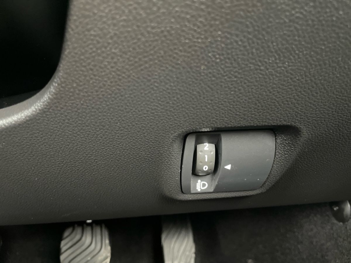 Used Dacia Sandero Stepway 2023 for sale - 76082920: Photo 33