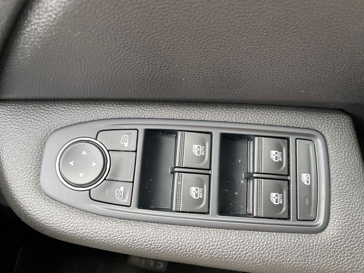 Used Renault Clio 2023 for sale - 75963403: Photo 13