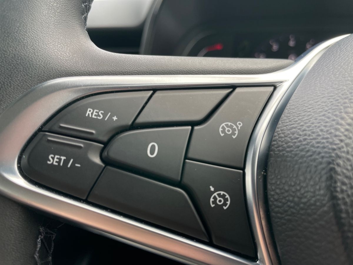 Used Renault Clio 2023 for sale - 75963403: Photo 18