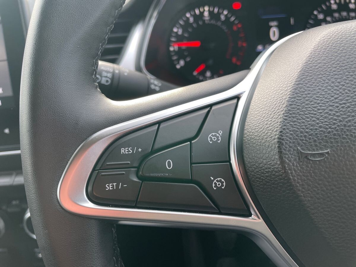 Used Renault Captur 2022 for sale - 76963765: Photo 19