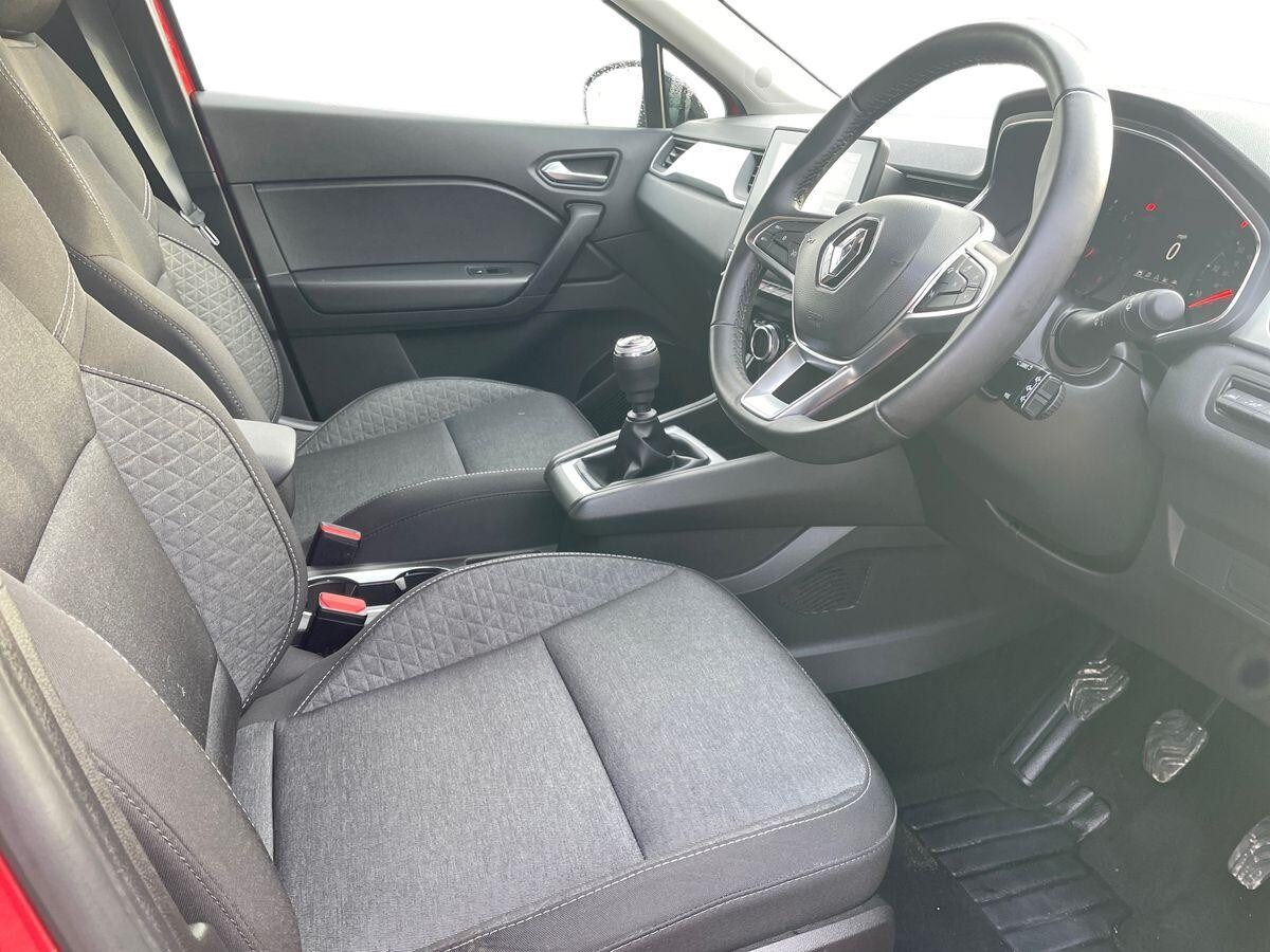 Used Renault Captur 2022 for sale - 76963765: Photo 8