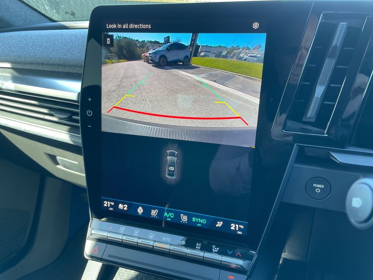 Used Renault Scenic E-Tech 2025 for sale - 76115416: Photo 17