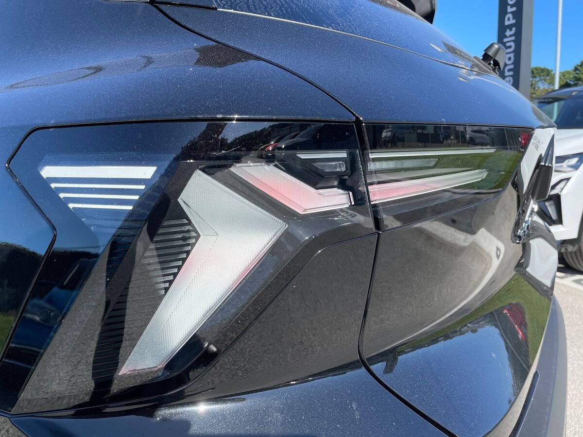 Used Renault Scenic E-Tech 2025 for sale - 76115416: Photo 36