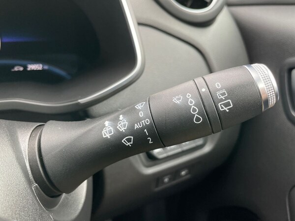 Used Renault Zoe 2020 for sale - 76082919: Photo 32