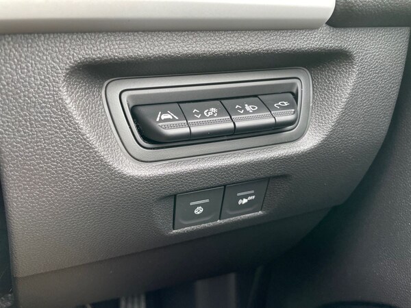 Used Renault Zoe 2020 for sale - 76082919: Photo 40