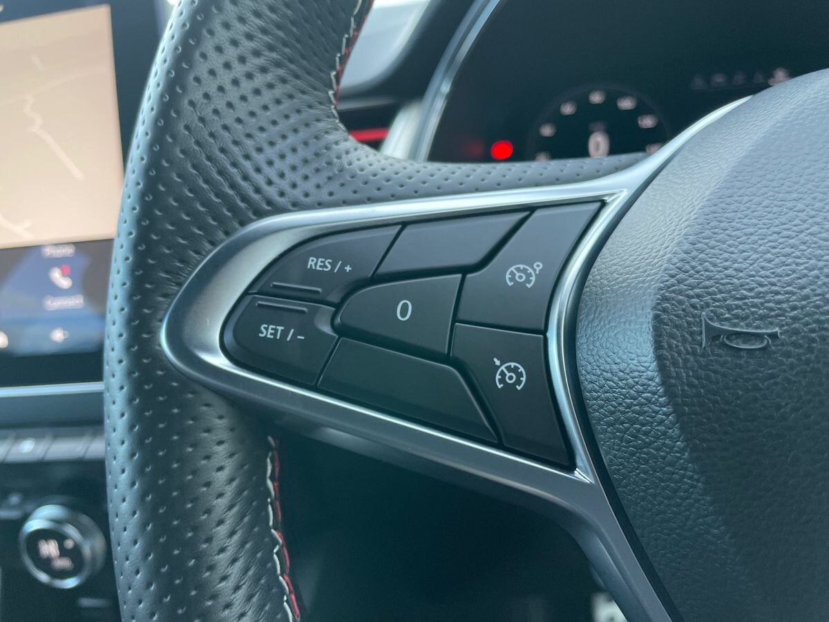 Used Renault Captur 2023 for sale - 76268803: Photo 19